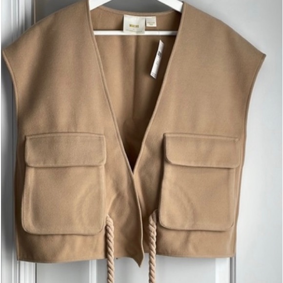 New Anthropologie Cropped Sweater Vest Tan One Size with tags ⭐️⭐️⭐️⭐️ - Picture 6 of 17